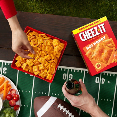 Cheez It Hot Honey 12.4oz - 12.4 OZ - Image 4