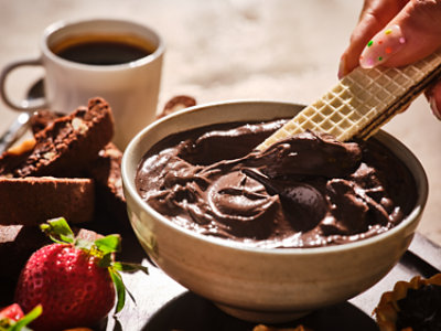 Boars Head Chocolate Espresso Greek Yogurt Dessert Dip - 12 OZ - Image 5