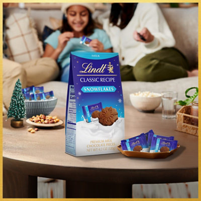 Holiday Cr Snowflake Milk Chc Bag - 4.2 OZ - Image 2