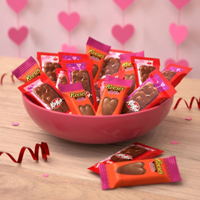 Reese's And Kit Kat Assorted Milk Chocolate Valentine's Candy Bag - 19.64 Oz - Image 4