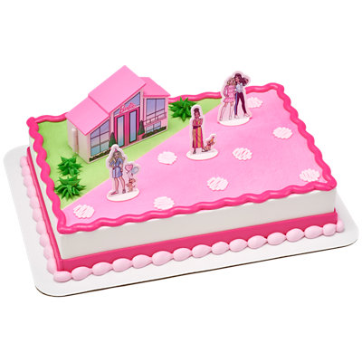 Barbie™ Dreamhouse™ Adventures Toy Photo Cake - Image 1