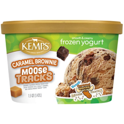 Kemps Caramel Brownie Moose Tracks Frozen Yogurt - 48 Oz - Image 1