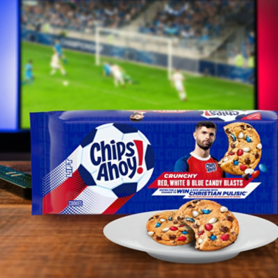 CHIPS AHOY! Crunchy Red, White & Blue Chocolate Chip Cookies - 9.5 Oz - Image 3