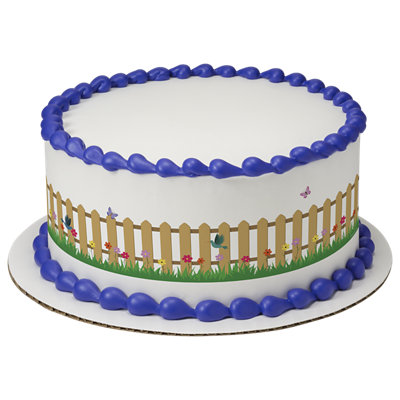 Garden Fence Strip Photo Cake - Image 1
