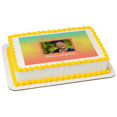 Felicitaciones por tu Graduación Floral Cake - Image 1