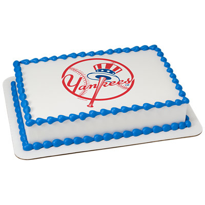 MLB® New York Yankees Image Photo Cake - Image 1