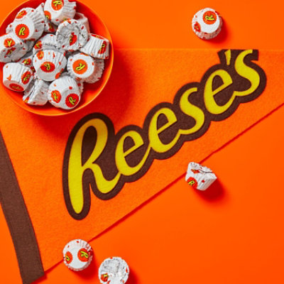REESE'S Miniatures White Creme Peanut Butter Cups Candy Share Pack - 9.6 OZ - Image 4