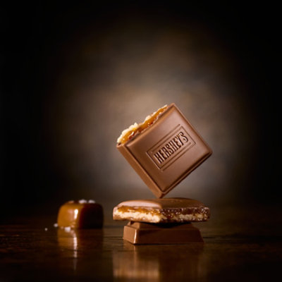 Hershey's Salted Caramel Creme King Size Bar - 2.2 oz - Image 4