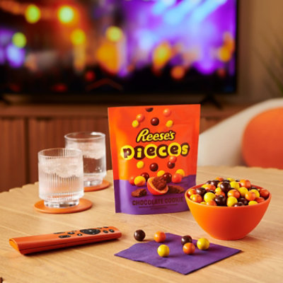 Reeses Pieces Chocolate Cookie And Peanut Butter In A Crunchy Shell Candy Bag - 7.6 Oz. - Image 4