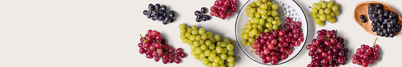 Green grapes, red grapes and black grapes